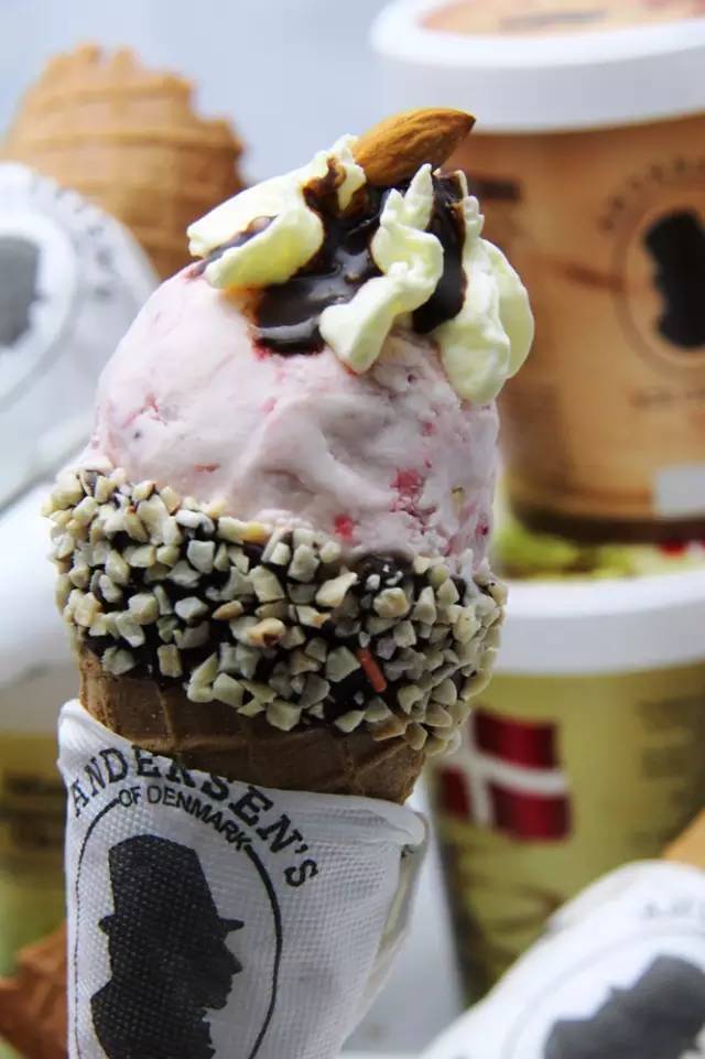 冰淇淋品牌名称_冰淇淋品牌排行 多喜爱_冰淇淋店铺名称